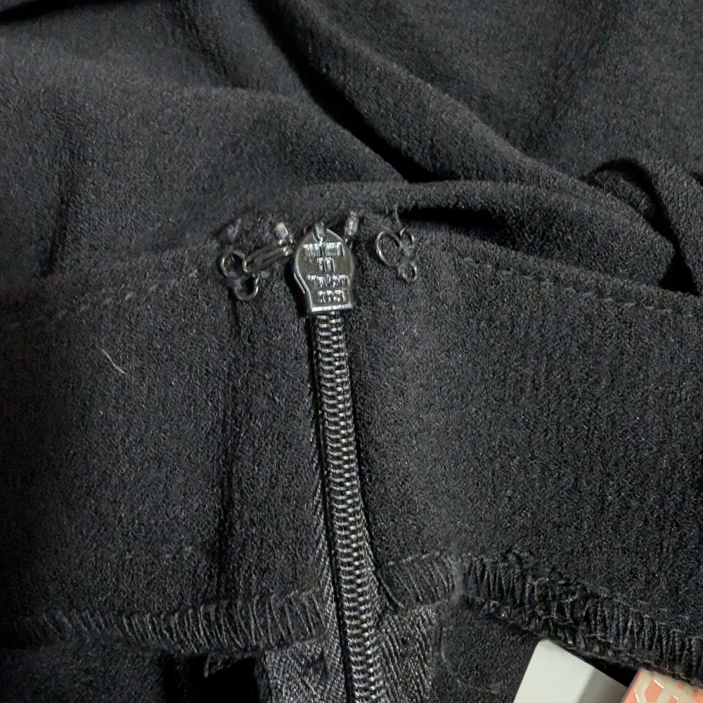 NWT Gianni Bini Spaghetti Strap Jumpsuit Size L - Picture 10 of 10